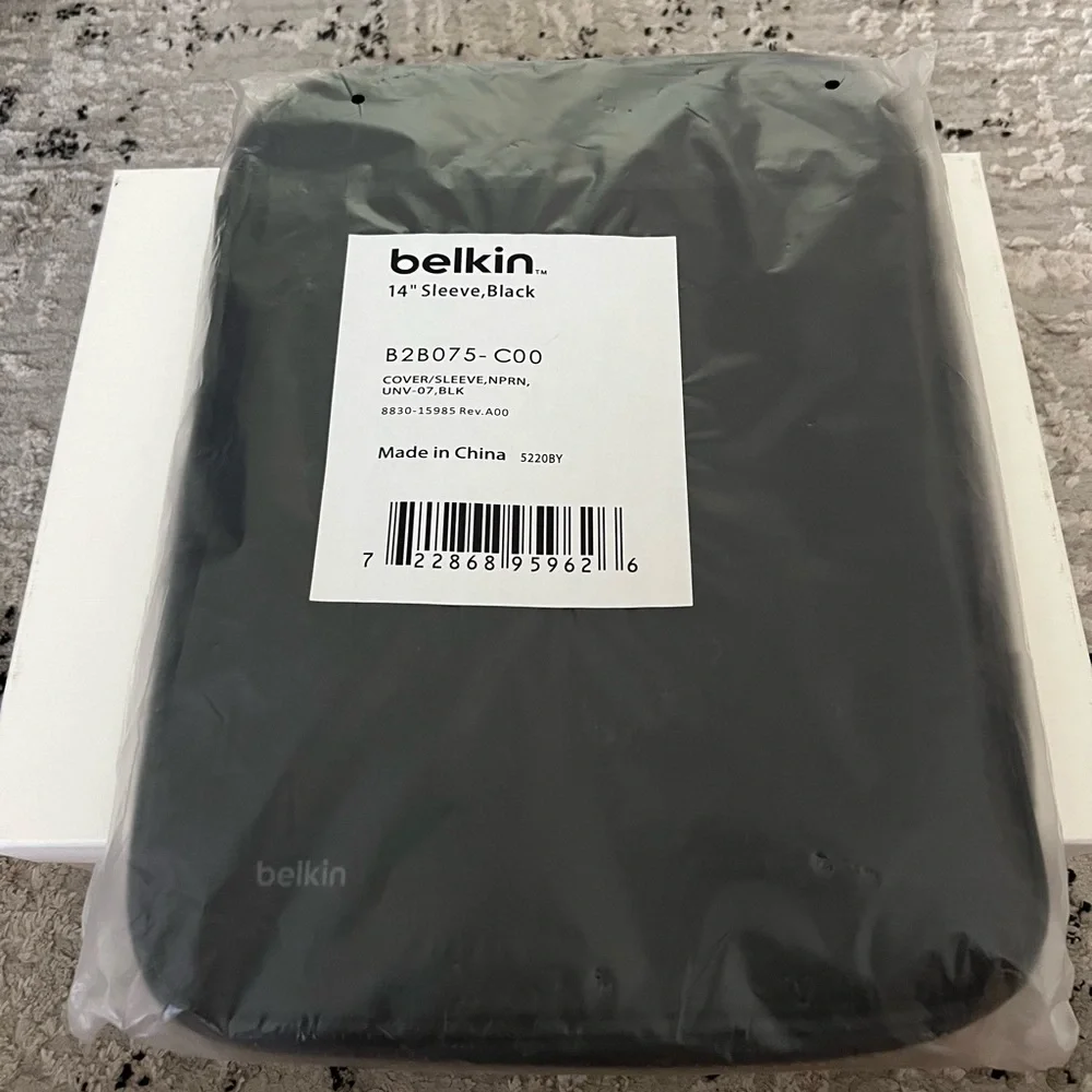Belkin Computer Case - Picture 2 of 4